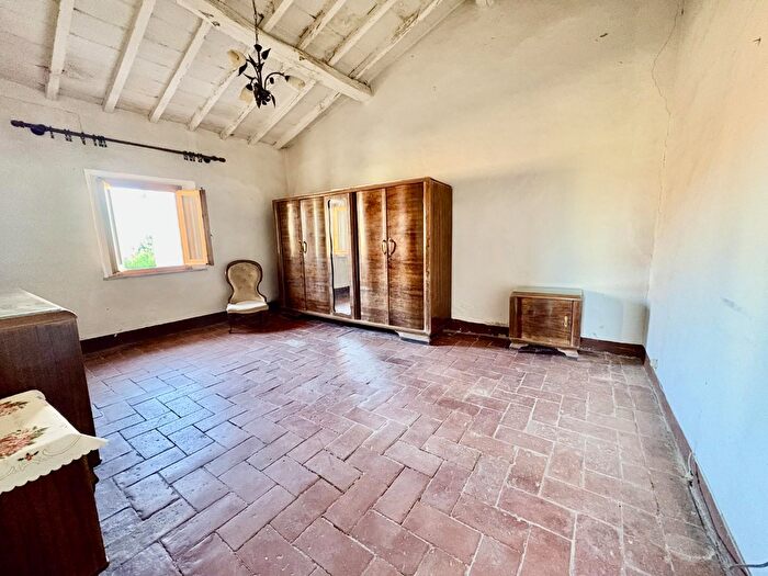 Casa con 13 locali in vendita in di, Gambassi Terme