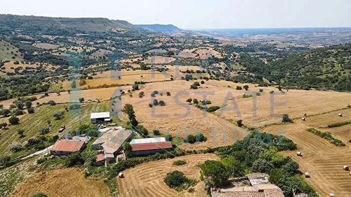 Casa in vendita in Palazzolo Acreide, Noto
