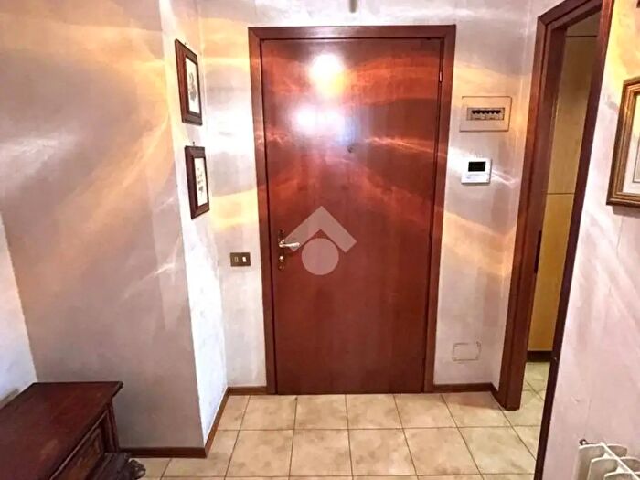 Appartamento bilocale in vendita in Via Albona, Treviso