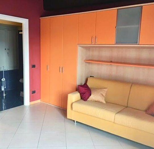 Appartamento monolocale in affitto in Via Manzoni, Pallanza Lago, Verbania