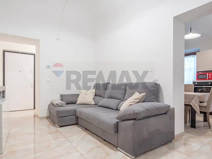 Appartamento trilocale in vendita in Via Educandato, Villamagna