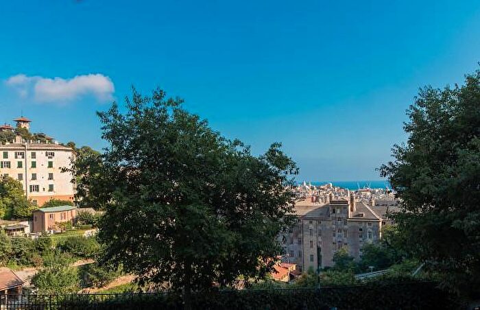 Appartamento con 6 locali in vendita in Corso Firenze, Genova