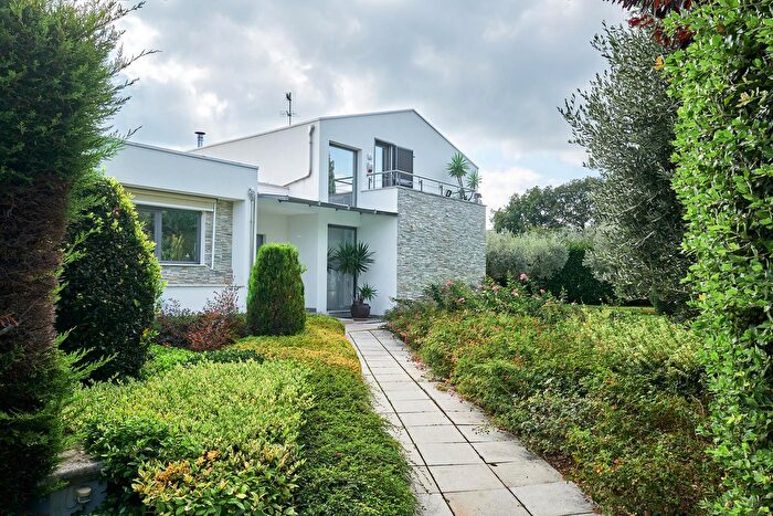 Casa con 9 locali in vendita in Via Torre, Torrevecchia Teatina