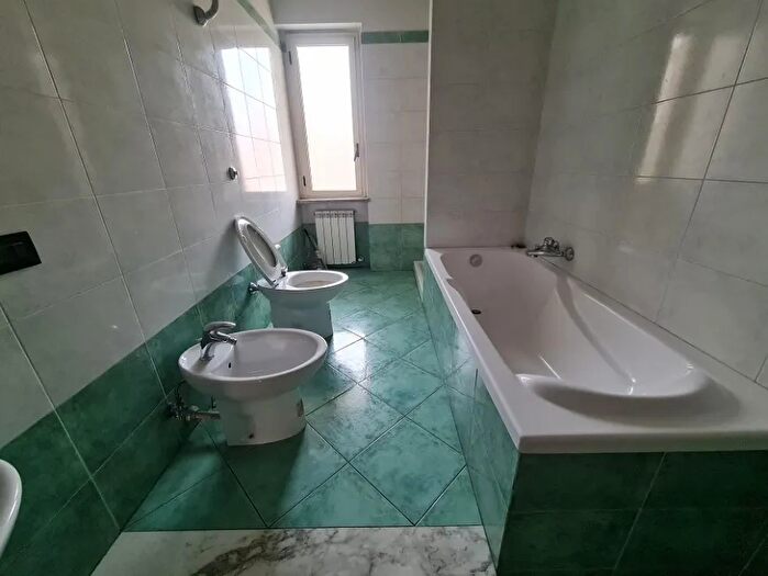 Appartamento con 5 locali in vendita in Reggio Calabria