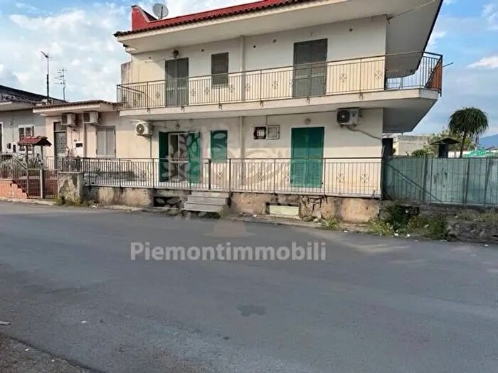 Appartamento con 5 locali in vendita in Via Trentuno, Boscoreale