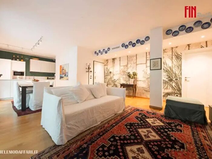 Appartamento trilocale in affitto in Via Arnaldo da Brescia, Genova