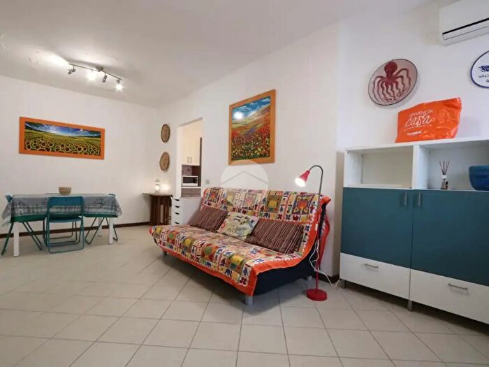 Appartamento trilocale in vendita in Via Cesare Battisti, Tortoreto
