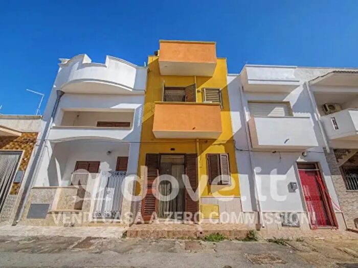 Casa con 5 locali in vendita in Via del Grecale, Torchiarolo