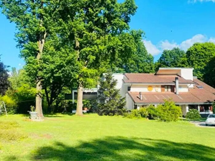 Casa con 6 locali in vendita in Fiano