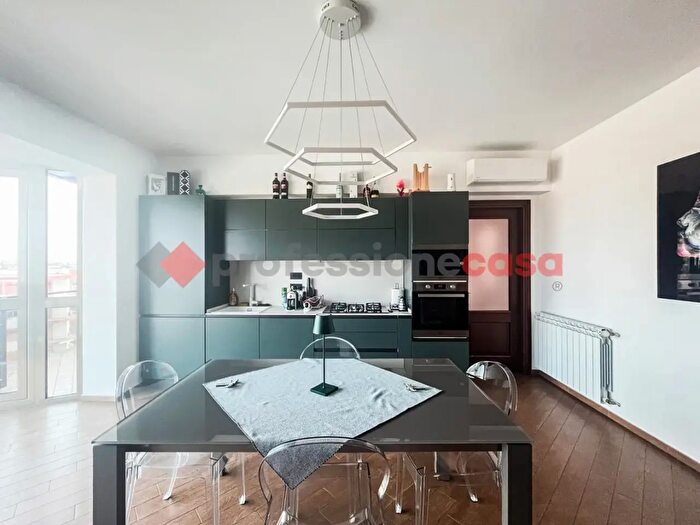 Appartamento quadrilocale in vendita in Via Mariano Maio, Milazzo