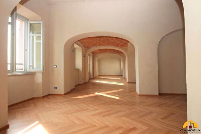 Appartamento trilocale in vendita in Via Carassone, Mondovi