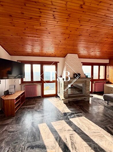 Casa quadrilocale in vendita in Piazza Giovanni Berruti, Rocchetta Palafea