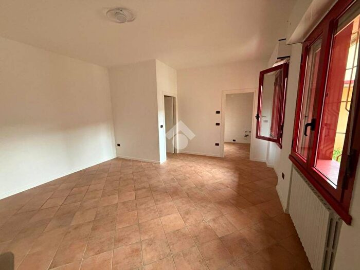 Appartamento trilocale in affitto in Centro, Castel Goffredo