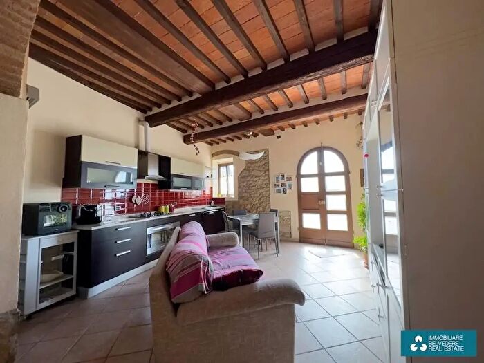 Appartamento trilocale in vendita in Rosignano Marittimo