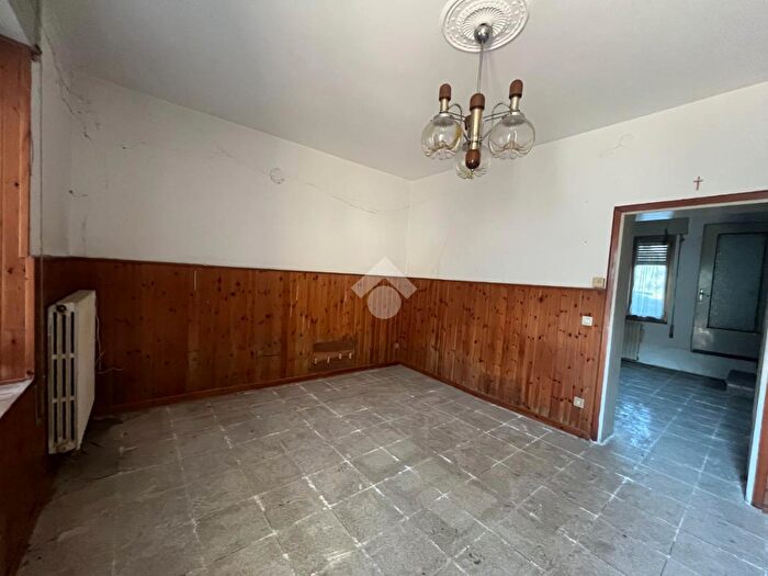 Casa con 10 locali in vendita in Via Valfogliata, Verolanuova