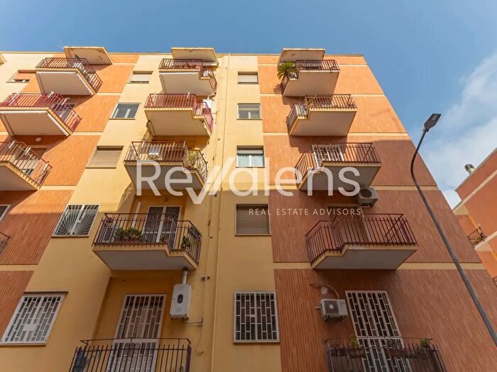 Appartamento trilocale in vendita in Maranelli, Bari