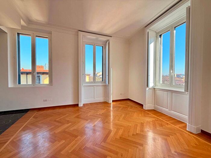 Appartamento trilocale in affitto in Via Spartaco, Cadore, Milano