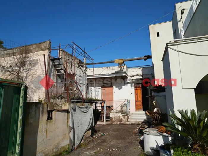Casa quadrilocale in vendita in Via Nolana, Pompei