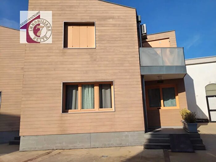 Casa trilocale in affitto in Piazza della Filatura, Piazzola Sul Brenta