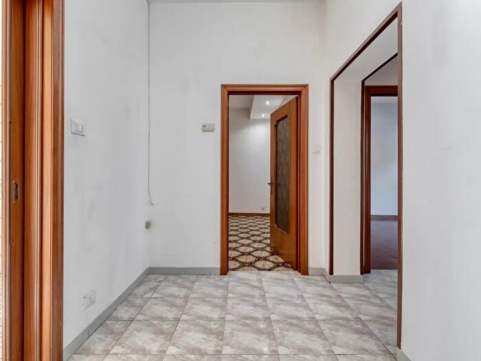 Appartamento quadrilocale in vendita in Via Vicenza, Bologna