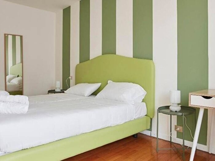 Appartamento trilocale in affitto in Via De Amicis, Sant'Ambrogio, Milano