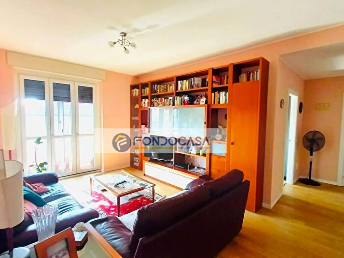 Appartamento trilocale in vendita in Corso Lodi, Milano