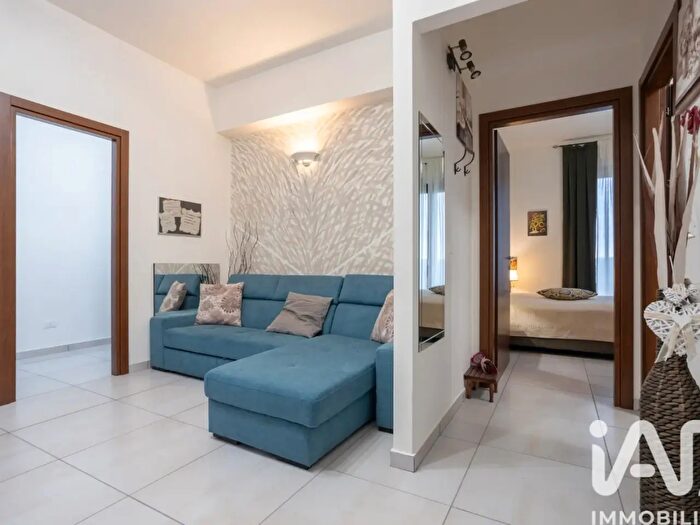 Appartamento trilocale in vendita in Via Brecciata, Montemarciano