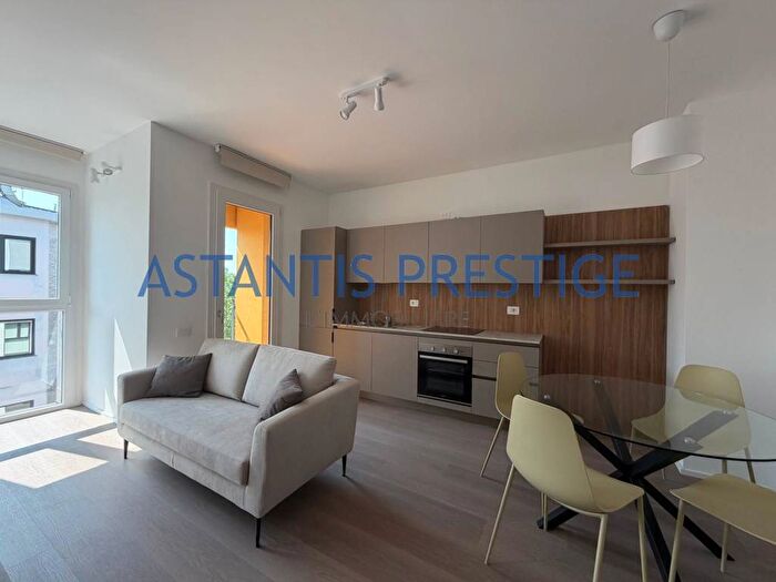 Appartamento bilocale in affitto in Via Bressanone, Musocco, Milano