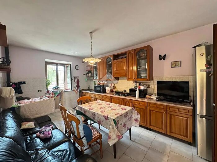 Appartamento trilocale in vendita in Via Boniperti, Momo