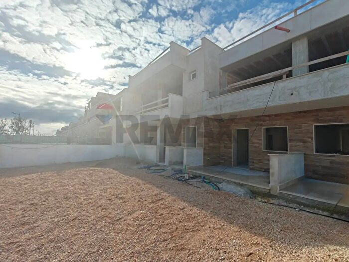 Casa quadrilocale in vendita in Via Francia, Manfredonia