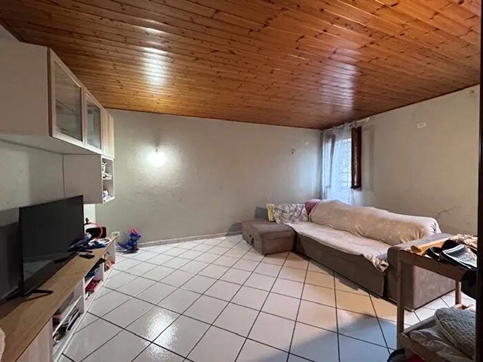 Casa con 6 locali in vendita in Costa Di Rovigo