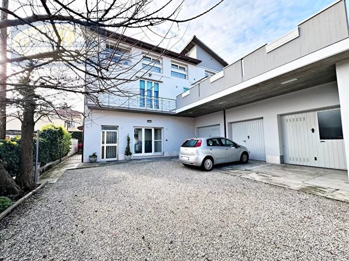 Appartamento trilocale in vendita in Strada Provinciale Superiore, Molinella