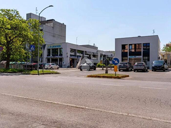 Appartamento trilocale in vendita in Via Barlaam, Ferrara