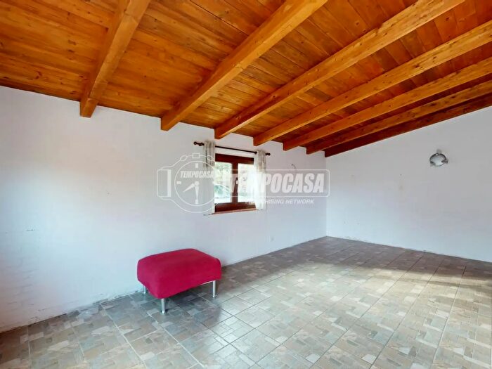 Appartamento trilocale in vendita in Sinio