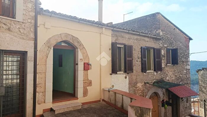 Appartamento trilocale in vendita in Via Stanislao Stampa, Alatri