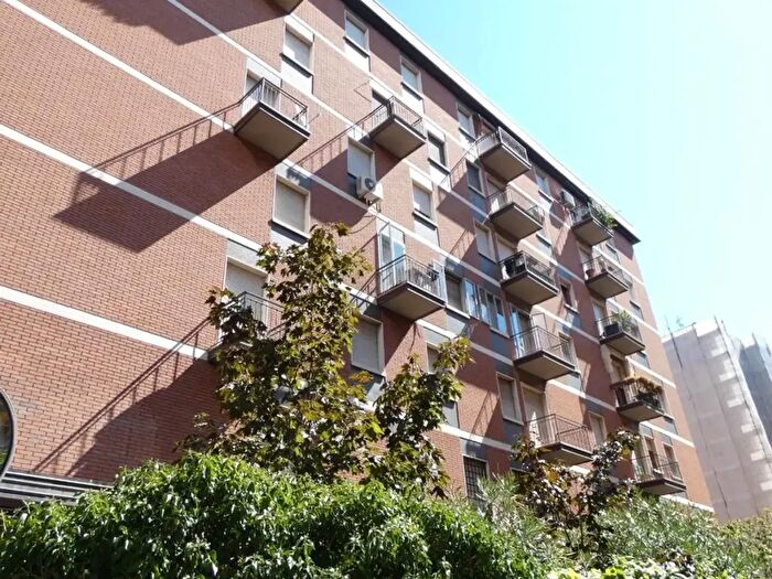 Appartamento trilocale in affitto in Bologna