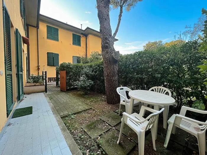 Appartamento quadrilocale in vendita in Via Ragnaia, Rosignano Marittimo