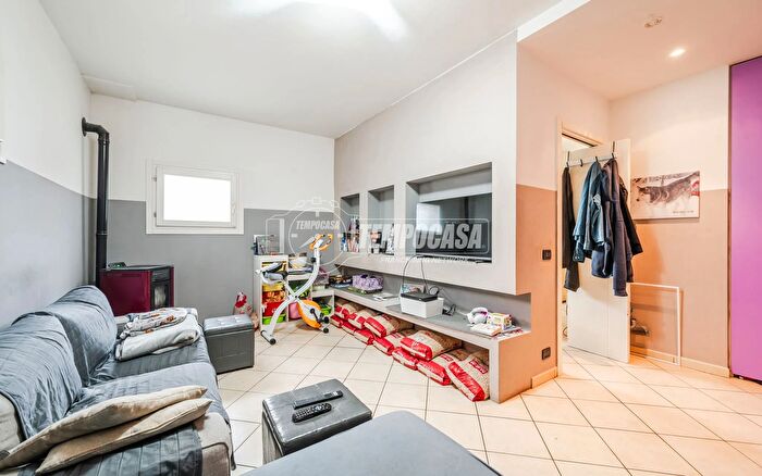 Case in Vendita e in Affitto - 3