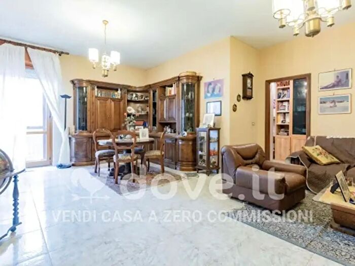 Appartamento con 5 locali in vendita in Via Nino Bixio, Mesagne