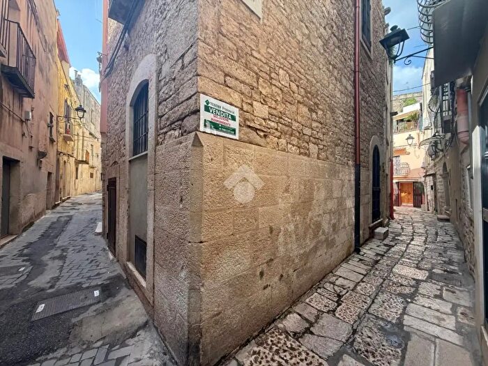 Appartamento trilocale in vendita in Corte Luigi Bruno, Bitonto