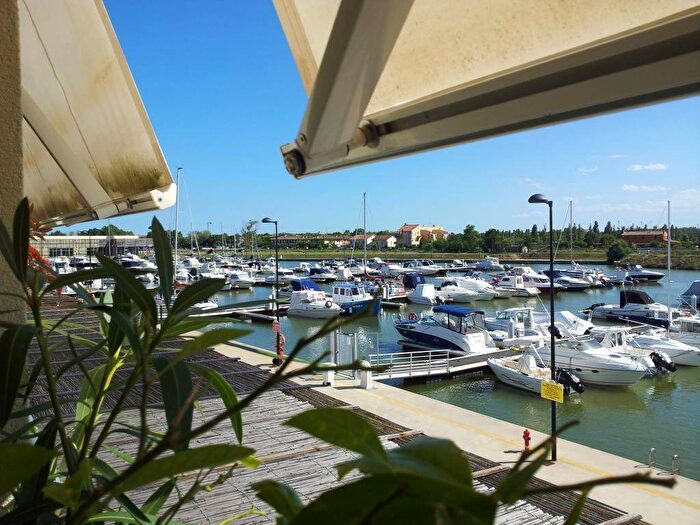 Appartamento trilocale in affitto in Via del Paradello, Casalborsetti, Ravenna