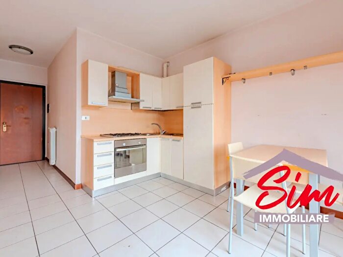 Appartamento bilocale in vendita in Str Bini, Novara