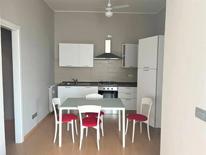 Appartamento trilocale in vendita in Piazzale Olimpia, San Bartolomeo Al Mare