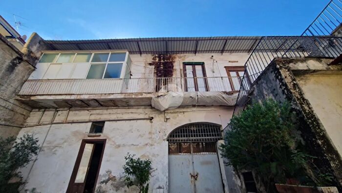 Casa trilocale in vendita in Via Miseno, Frattamaggiore