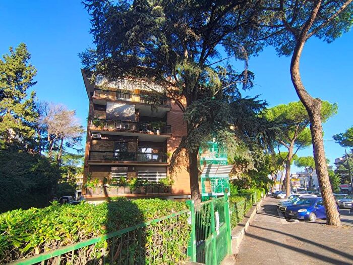 Appartamento bilocale in affitto in Via Laurentina, Fonte Ostiense, Roma