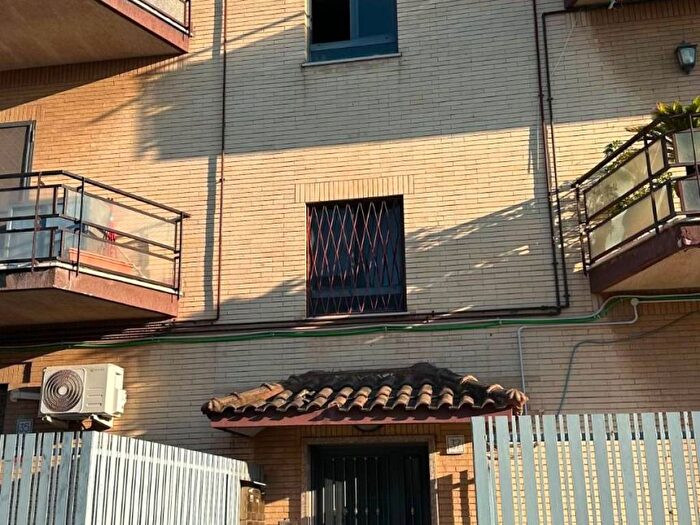 Appartamento bilocale in affitto in Via Prato Sesia, Cornelia Montespaccato, Roma
