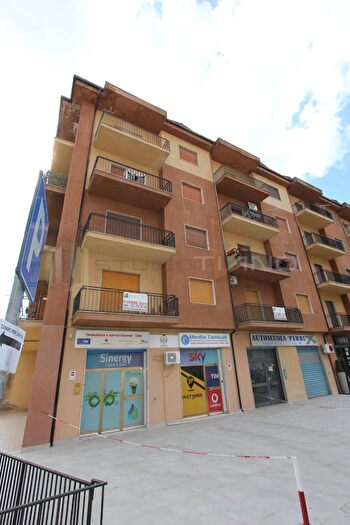 Appartamento con 5 locali in vendita in Via Alcide De Gasperi, Rogliano