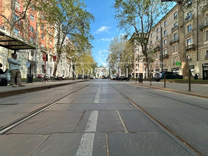Appartamento bilocale in affitto in Corso Sempione, Milano