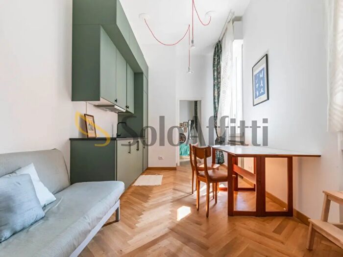 Appartamento bilocale in affitto in Via Carlo Farini, Milano