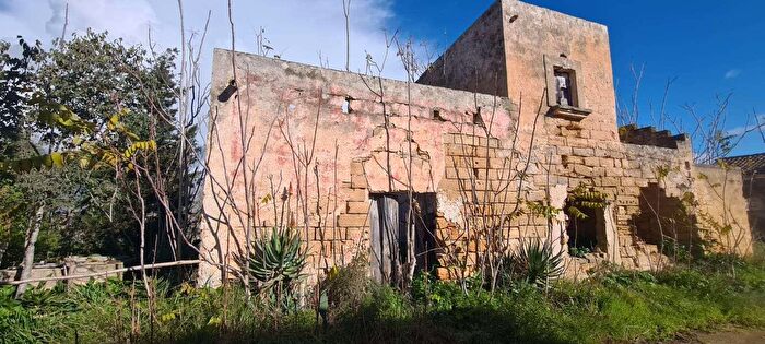 Casa quadrilocale in vendita in Marsala